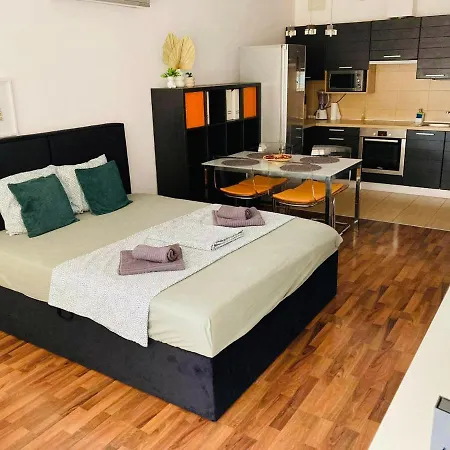 Apartament Corvin Boutique Parking In The Plaza