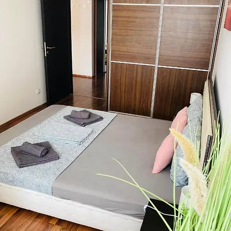 Apartament Corvin Boutique Parking In The Plaza Budapeszt